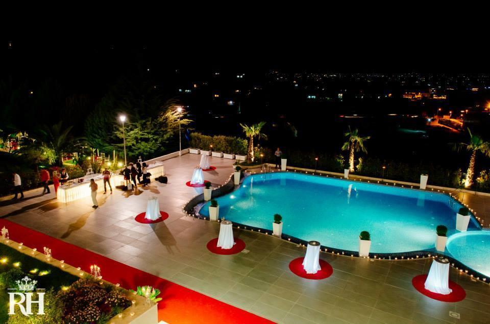 Royal Hill Hotel Vorë Exteriör bild