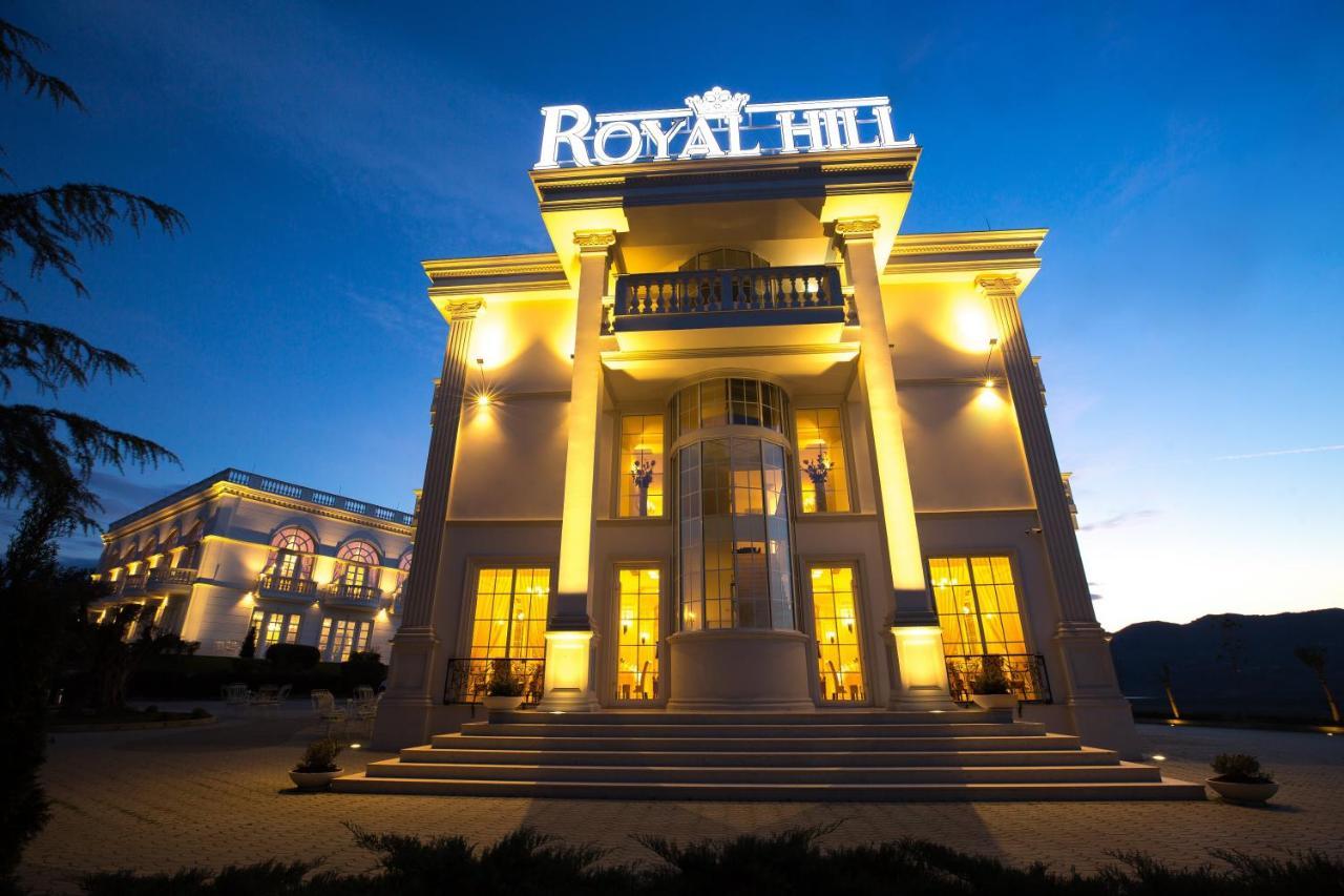 Royal Hill Hotel Vorë Exteriör bild